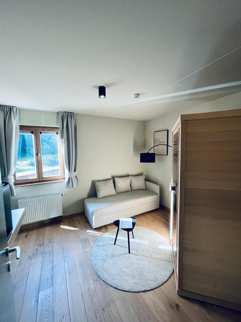 La Merveilleuse By Infiniti Hotel Dinant Bagian luar foto